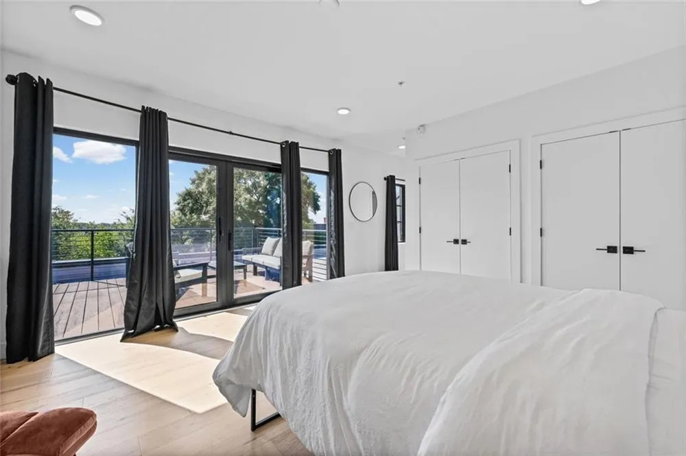 346 Peters Street SW #301 Atlanta, GA 30313