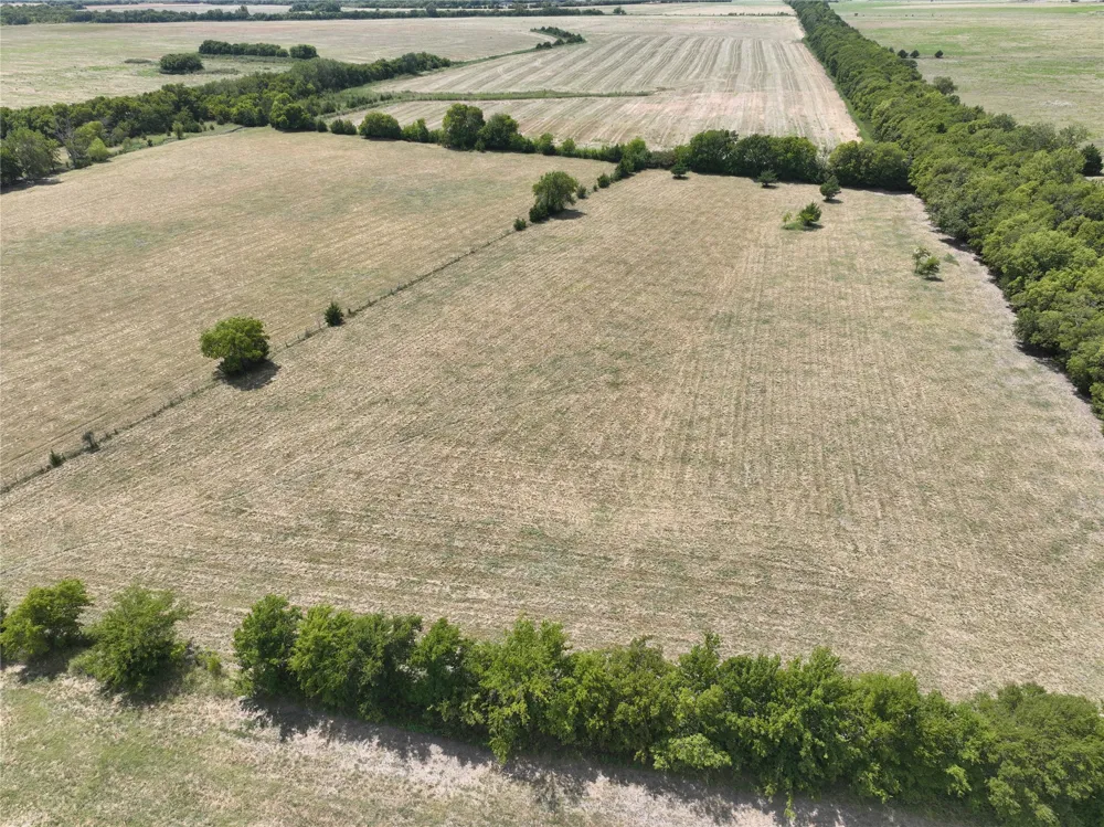 COUNTY ROAD 26701 Petty, TX 75470