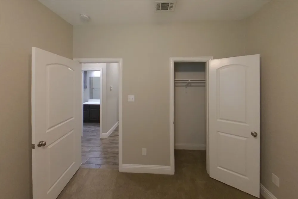 7712 Cottonwood Drive Greenville, TX 75402