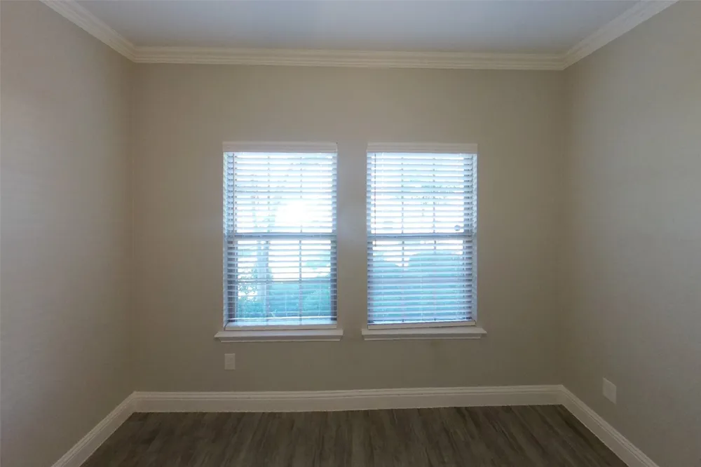 7712 Cottonwood Drive Greenville, TX 75402