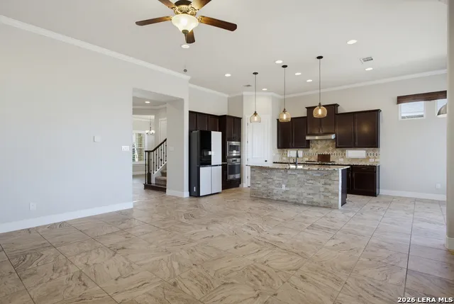12135 Upton Park San Antonio, TX 78253