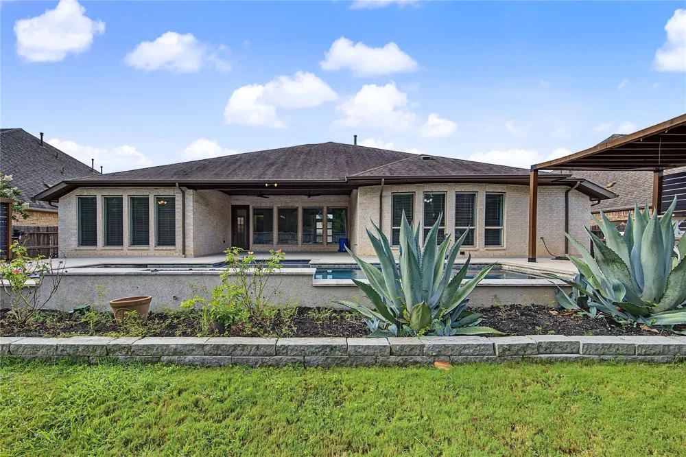 30414 Wild Garden Way Court Fulshear, TX 77441