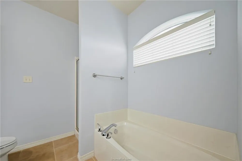 6915 Appomattox Drive College Station, TX 77845
