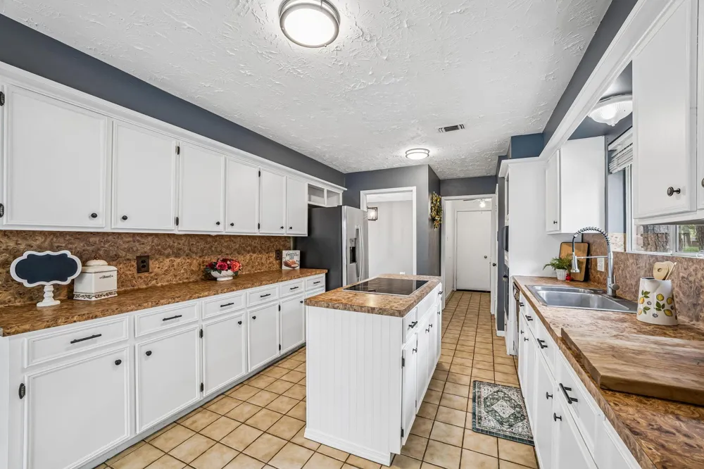 15119 Willow Branch Drive Houston, TX 77070