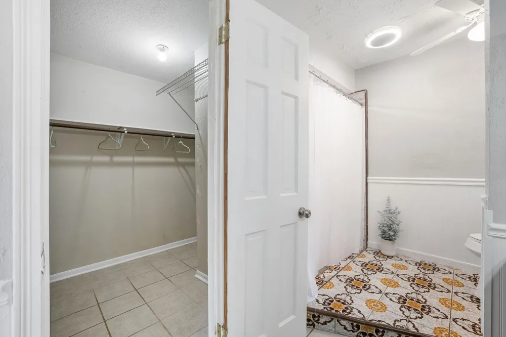 15119 Willow Branch Drive Houston, TX 77070