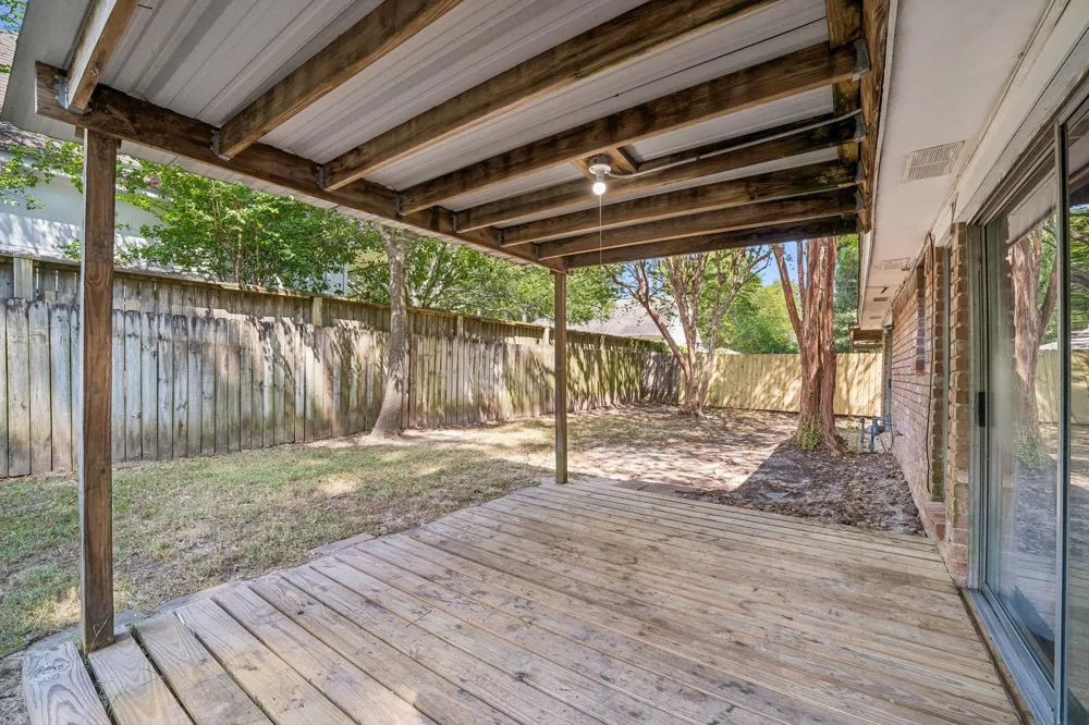 15119 Willow Branch Drive Houston, TX 77070