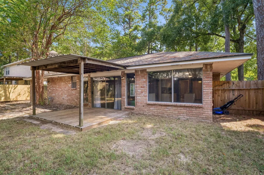 15119 Willow Branch Drive Houston, TX 77070