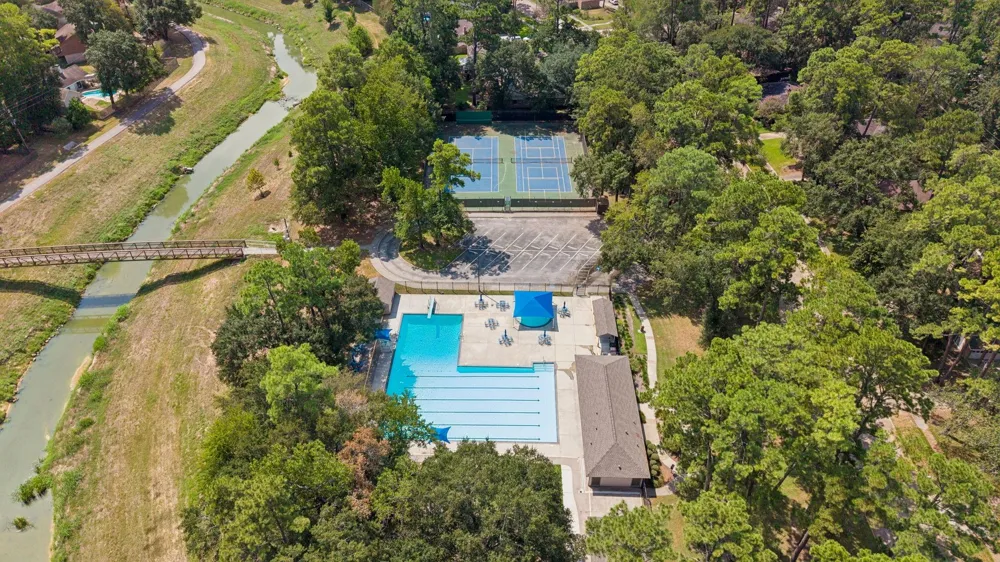 15119 Willow Branch Drive Houston, TX 77070