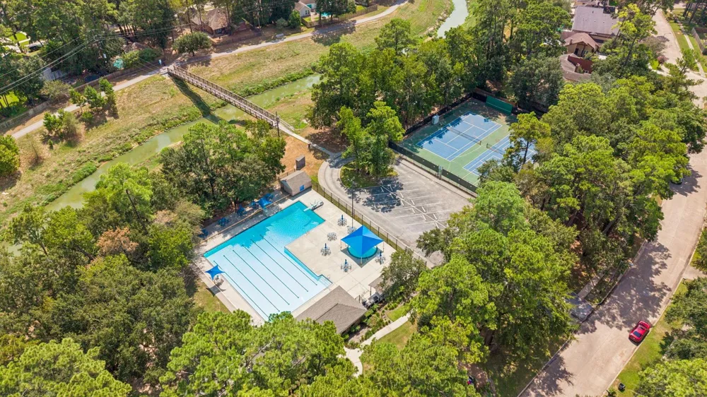 15119 Willow Branch Drive Houston, TX 77070