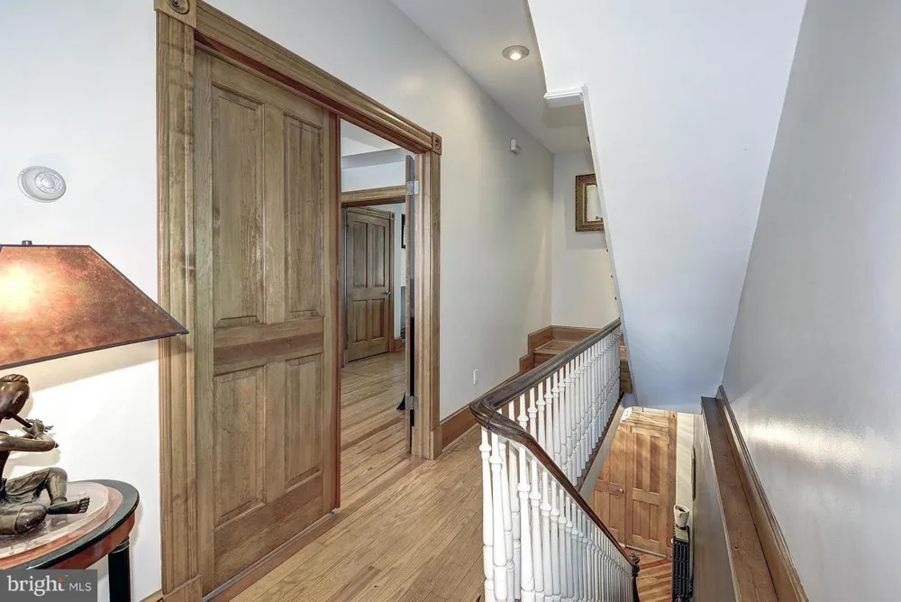 2712 P NW #A Washington, DC 20007