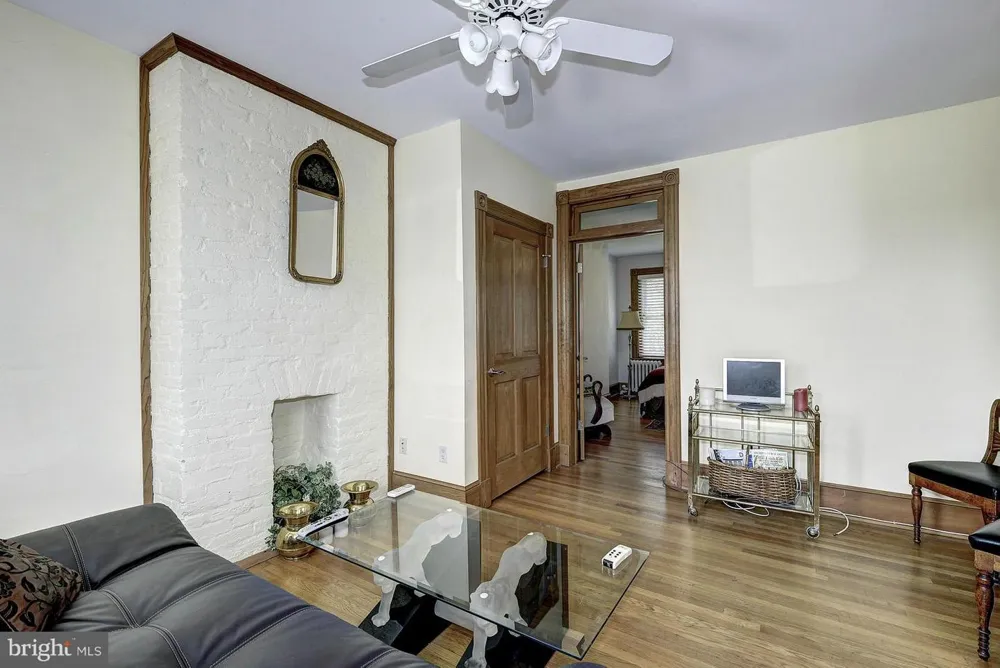 2712 P NW #A Washington, DC 20007