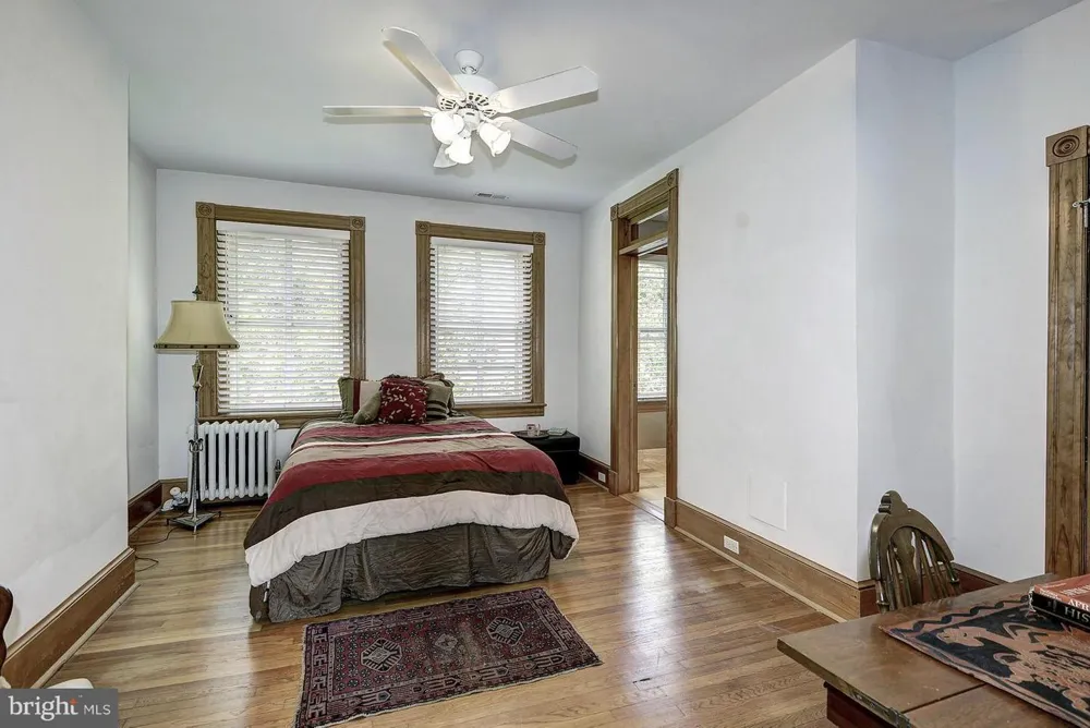 2712 P NW #A Washington, DC 20007