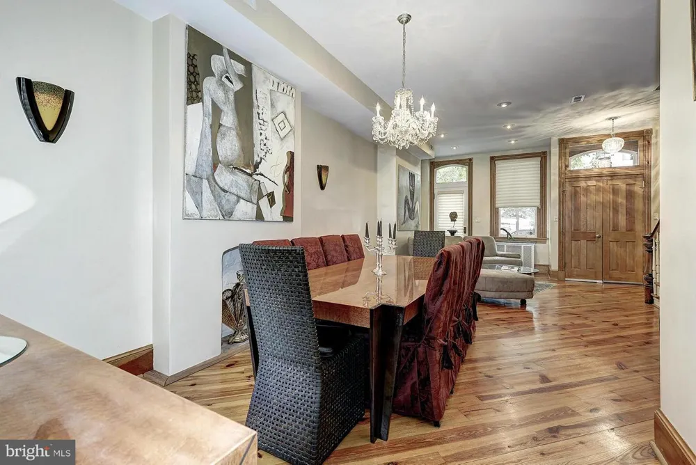 2712 P NW #A Washington, DC 20007