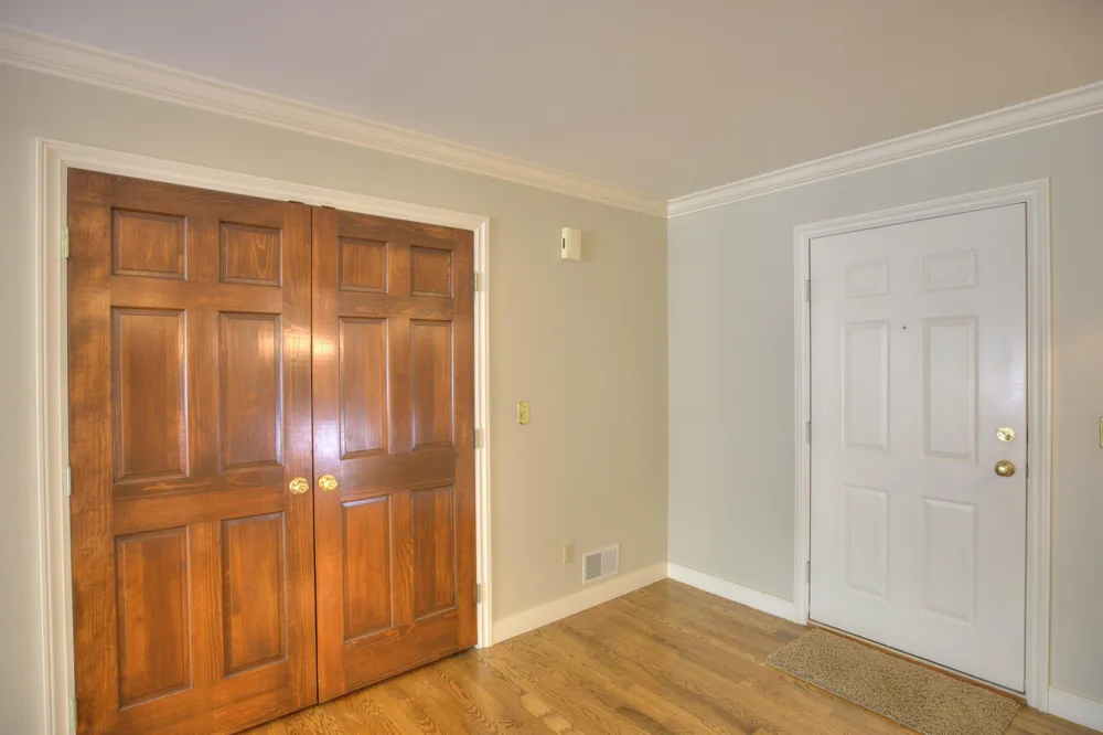 4890 Mill Run Jackson, MI 49201