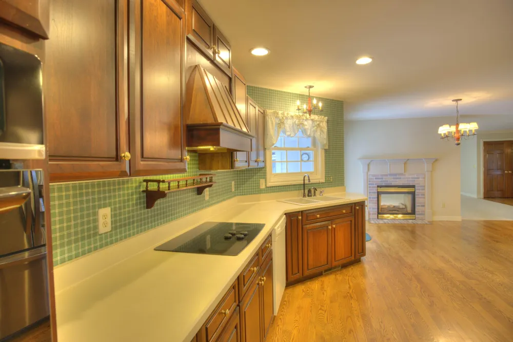 4890 Mill Run Jackson, MI 49201