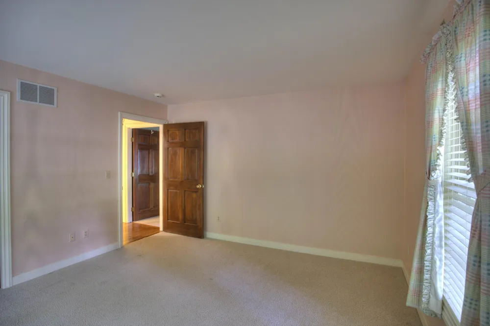 4890 Mill Run Jackson, MI 49201