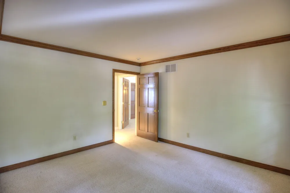 4890 Mill Run Jackson, MI 49201