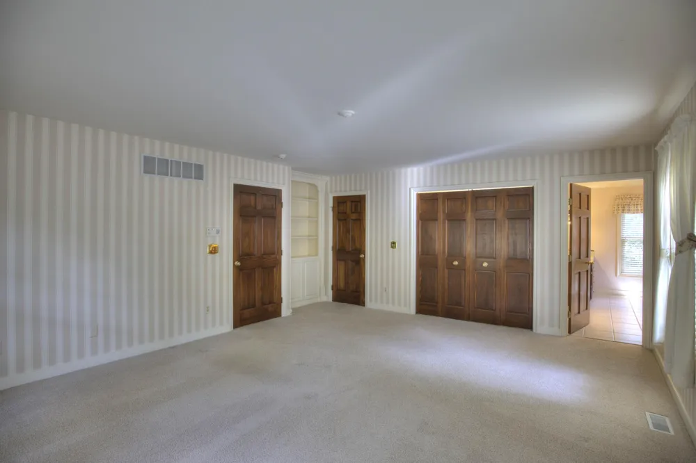 4890 Mill Run Jackson, MI 49201