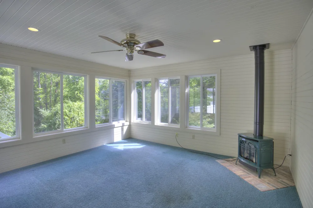 4890 Mill Run Jackson, MI 49201