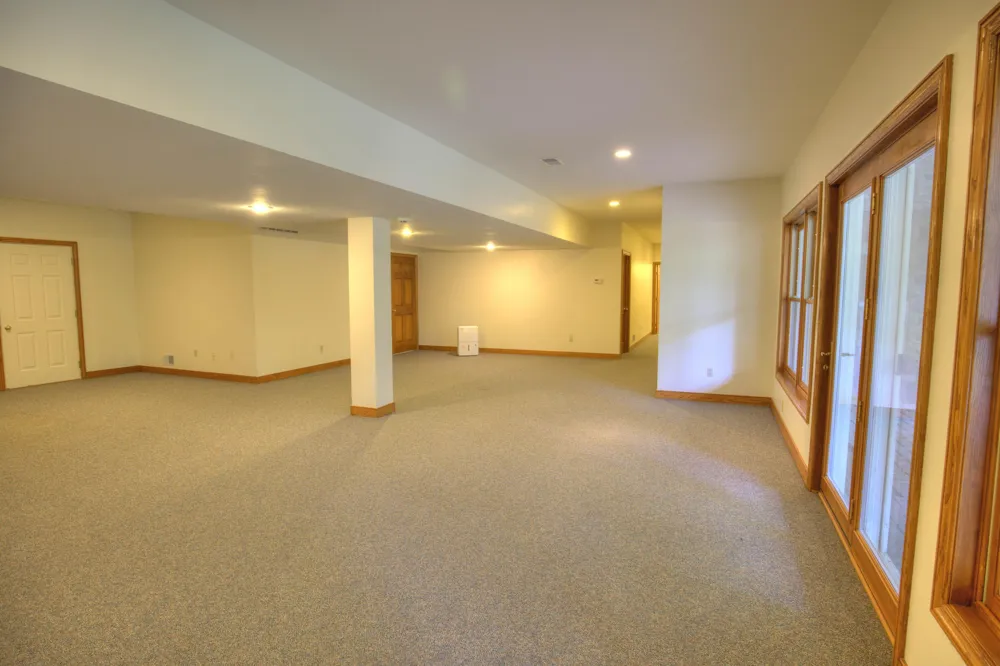 4890 Mill Run Jackson, MI 49201
