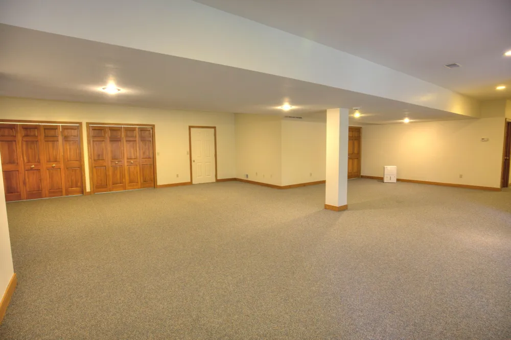 4890 Mill Run Jackson, MI 49201