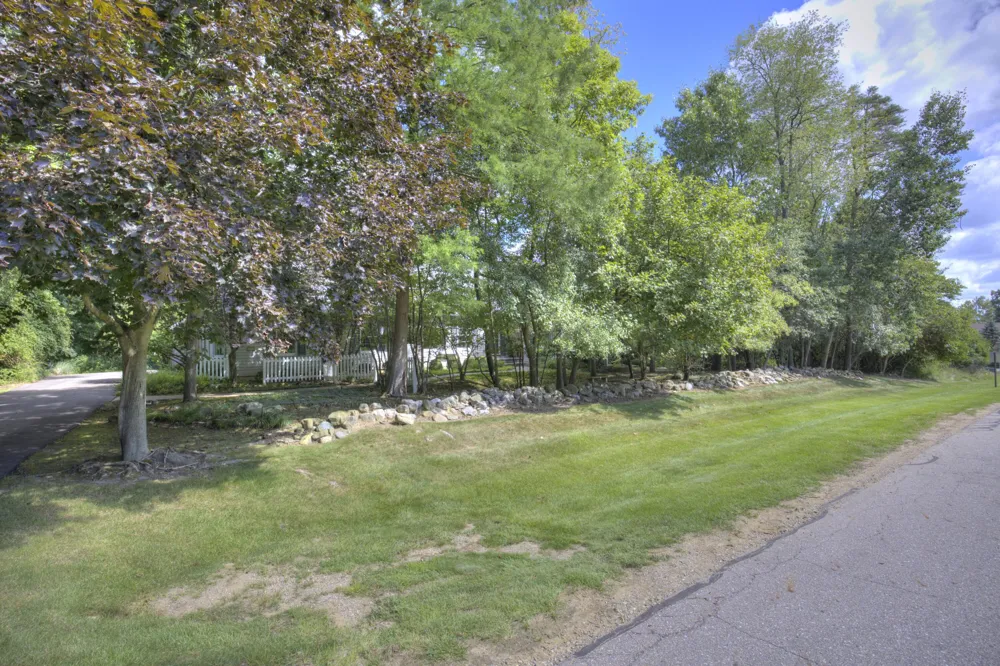 4890 Mill Run Jackson, MI 49201