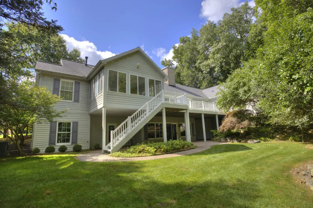 4890 Mill Run Jackson, MI 49201