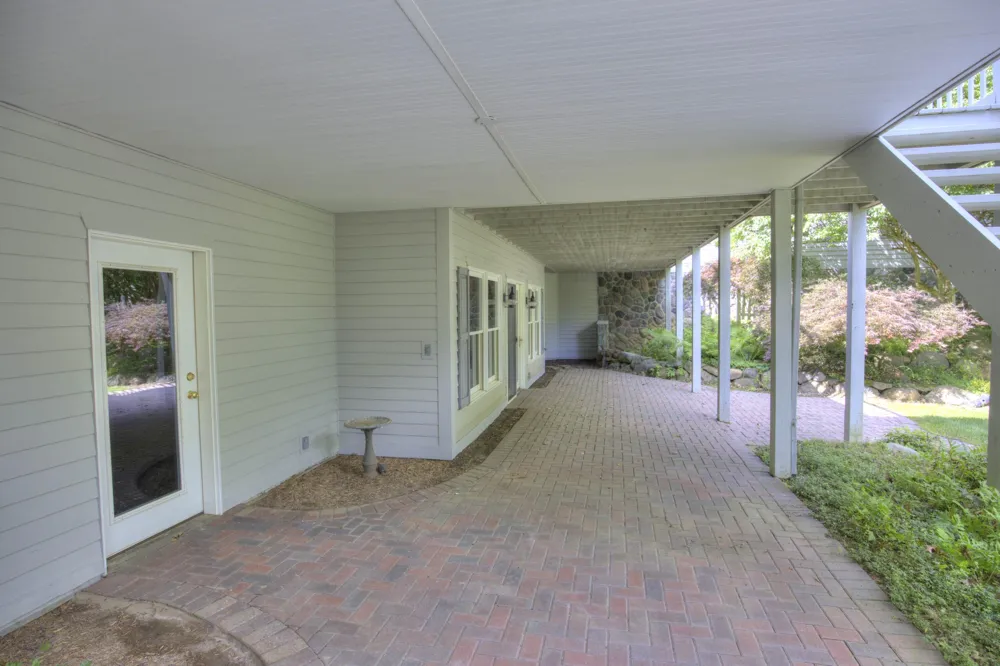 4890 Mill Run Jackson, MI 49201