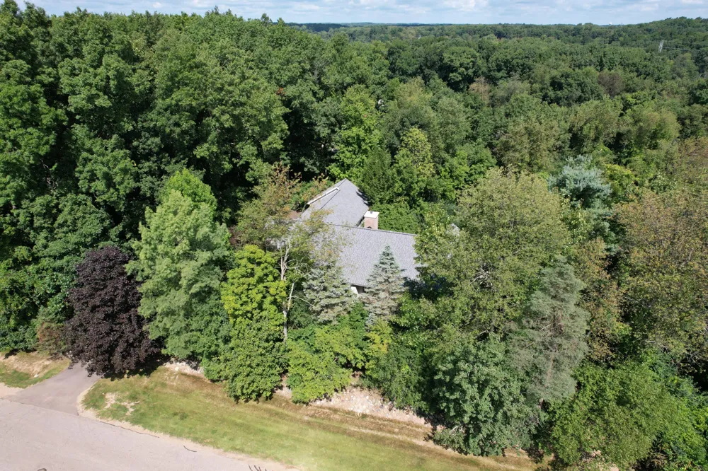 4890 Mill Run Jackson, MI 49201