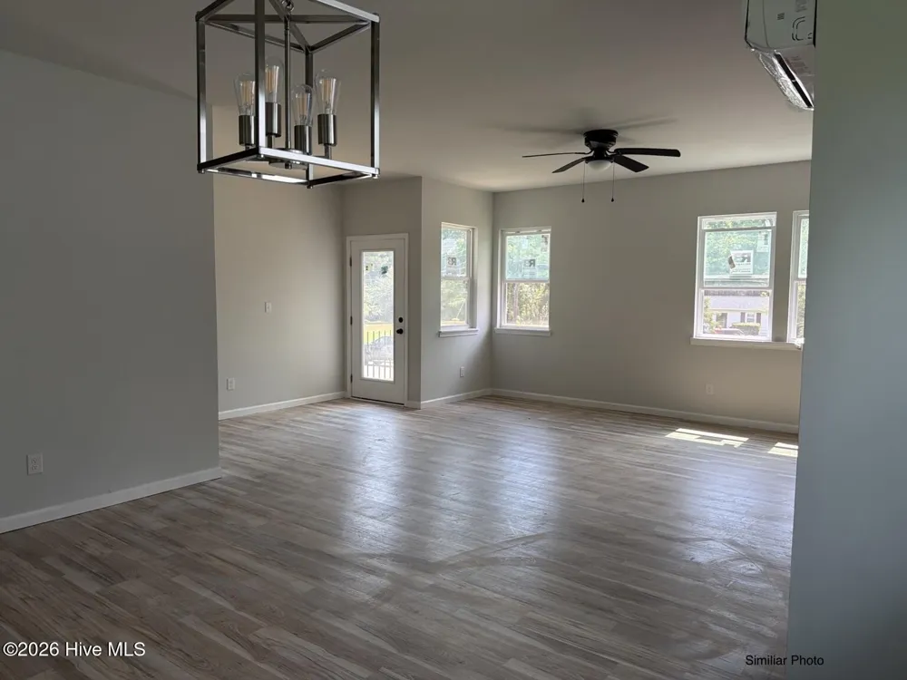 1619 Hargett Street Jacksonville, NC 28540