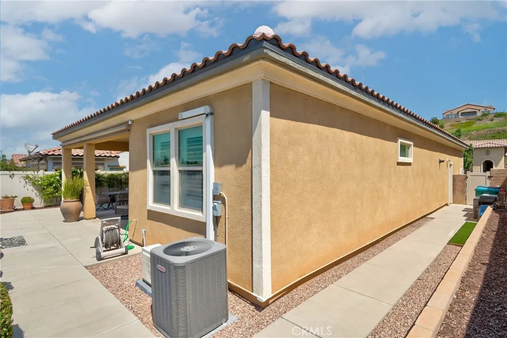 24325 Overlook Corona, CA 92883