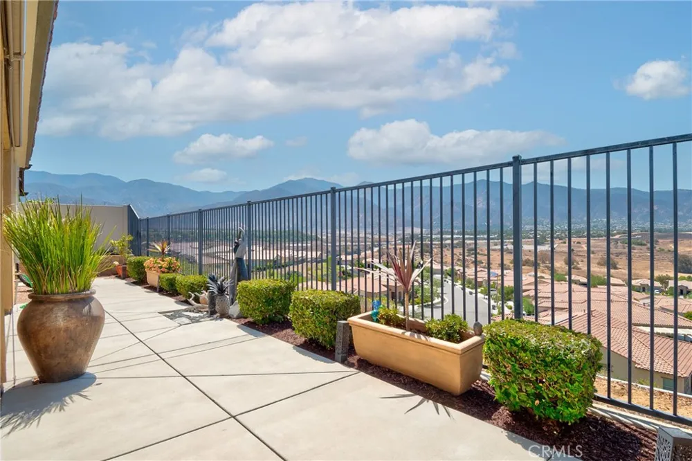 24325 Overlook Corona, CA 92883
