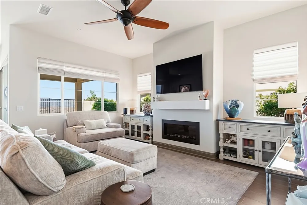 24325 Overlook Corona, CA 92883