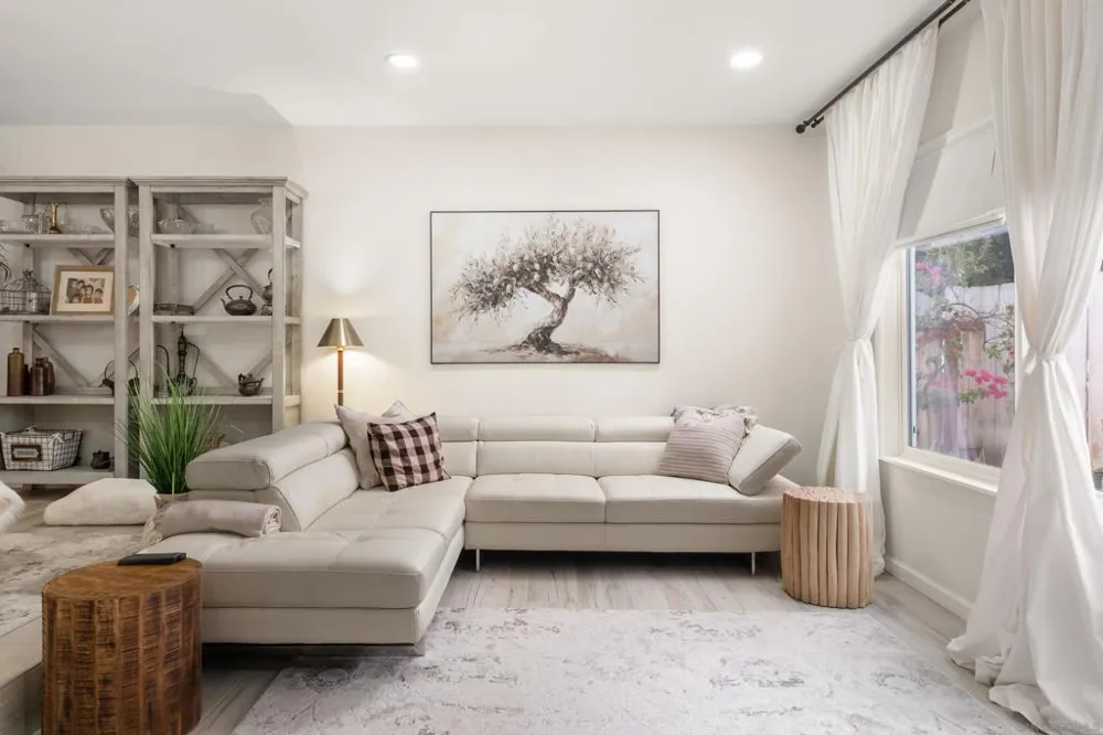 9140 Inverness Santee, CA 92071