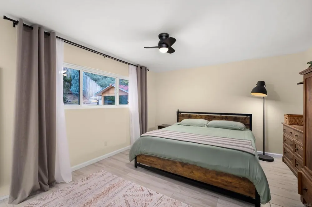 9140 Inverness Santee, CA 92071