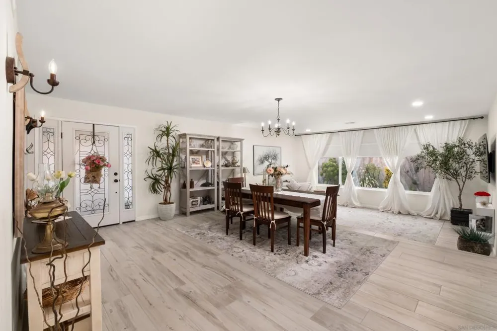 9140 Inverness Santee, CA 92071