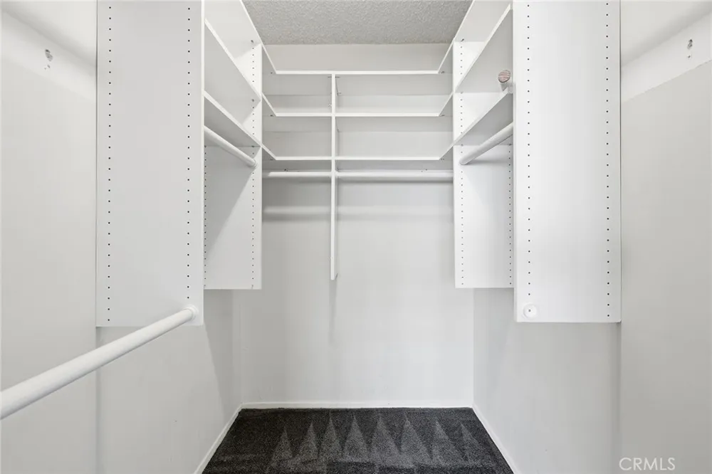 16012 Moorpark #302A Encino, CA 91436