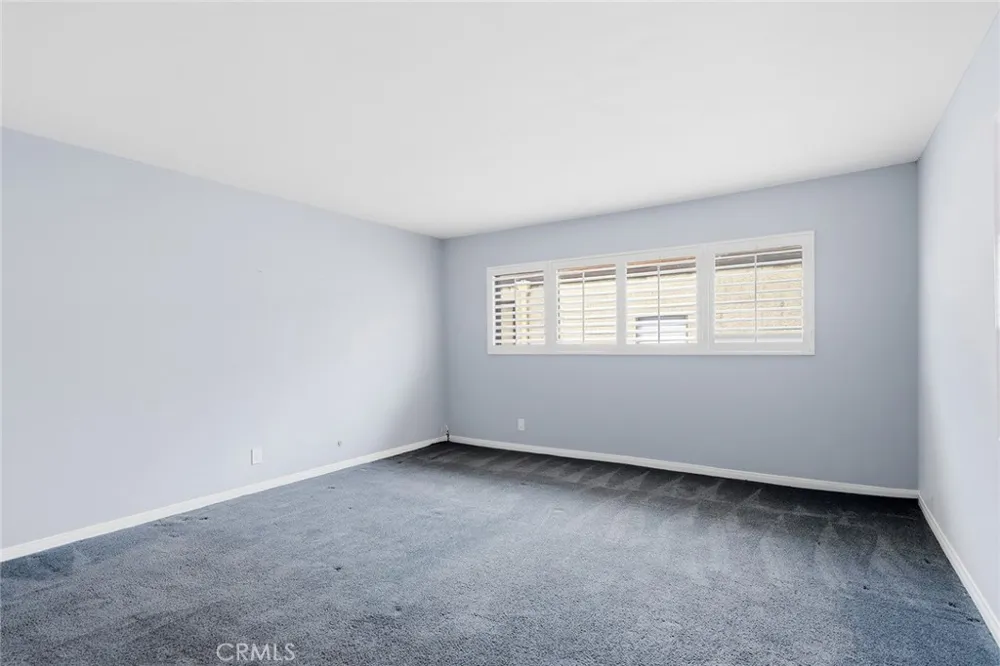 16012 Moorpark #302A Encino, CA 91436