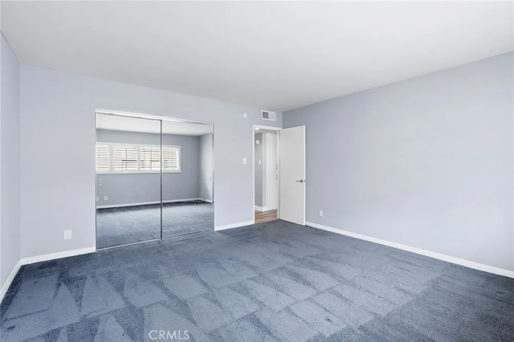 16012 Moorpark #302A Encino, CA 91436
