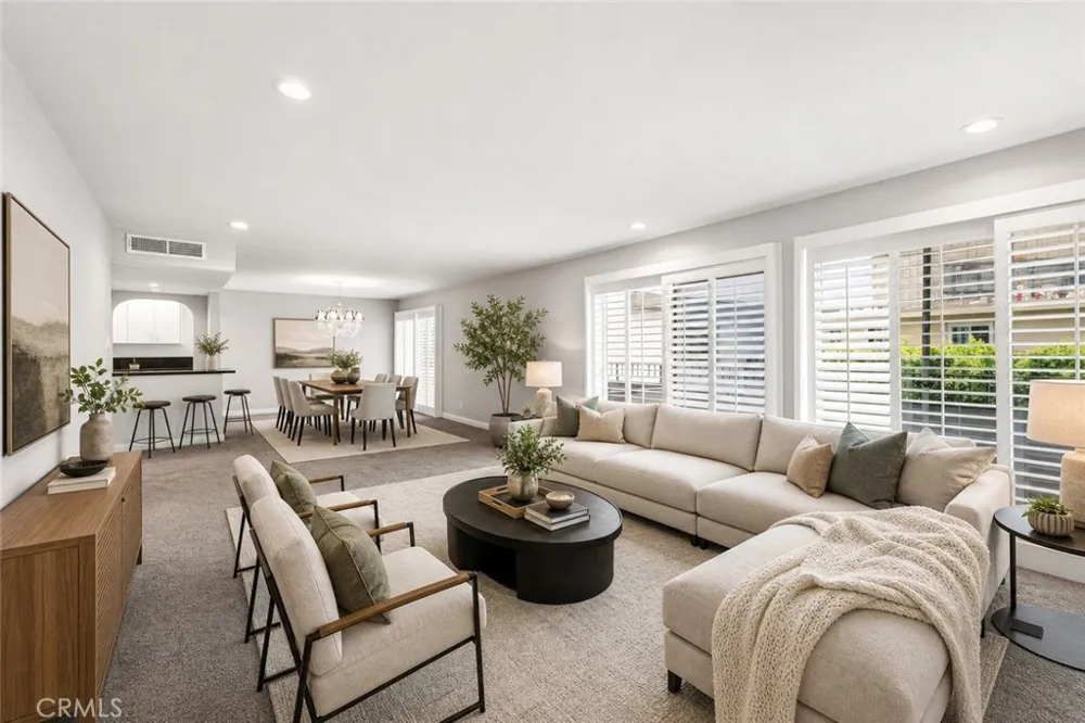 16012 Moorpark #302A Encino, CA 91436