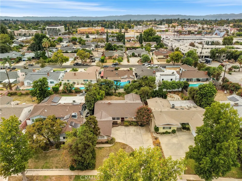 16846 Minnehaha Street Granada Hills, CA 91344