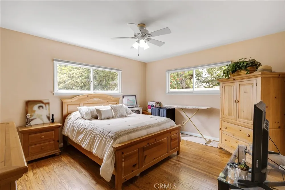 16846 Minnehaha Street Granada Hills, CA 91344