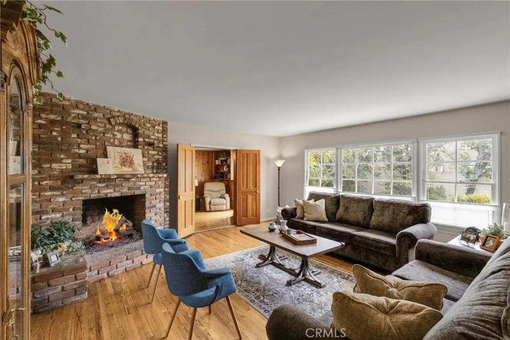 16846 Minnehaha Street Granada Hills, CA 91344