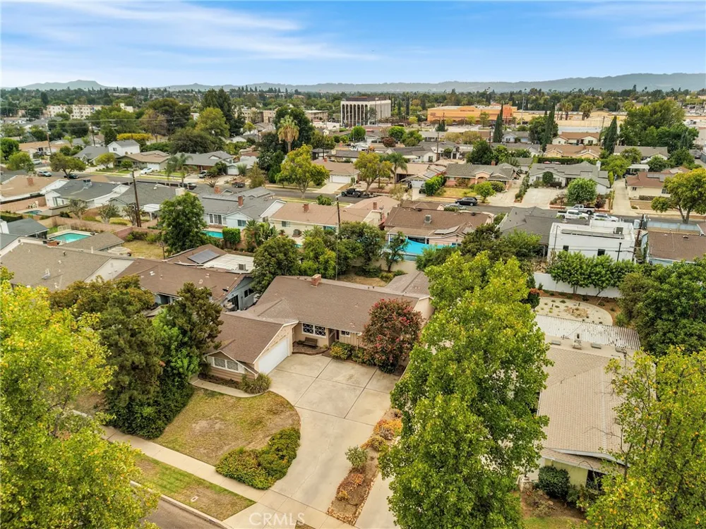 16846 Minnehaha Street Granada Hills, CA 91344