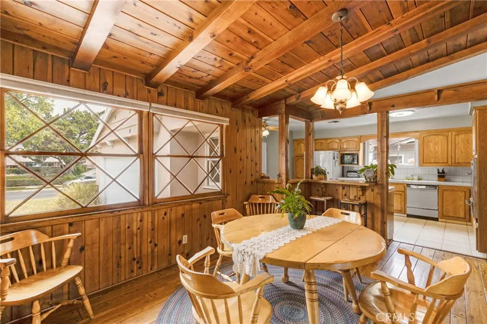 16846 Minnehaha Street Granada Hills, CA 91344