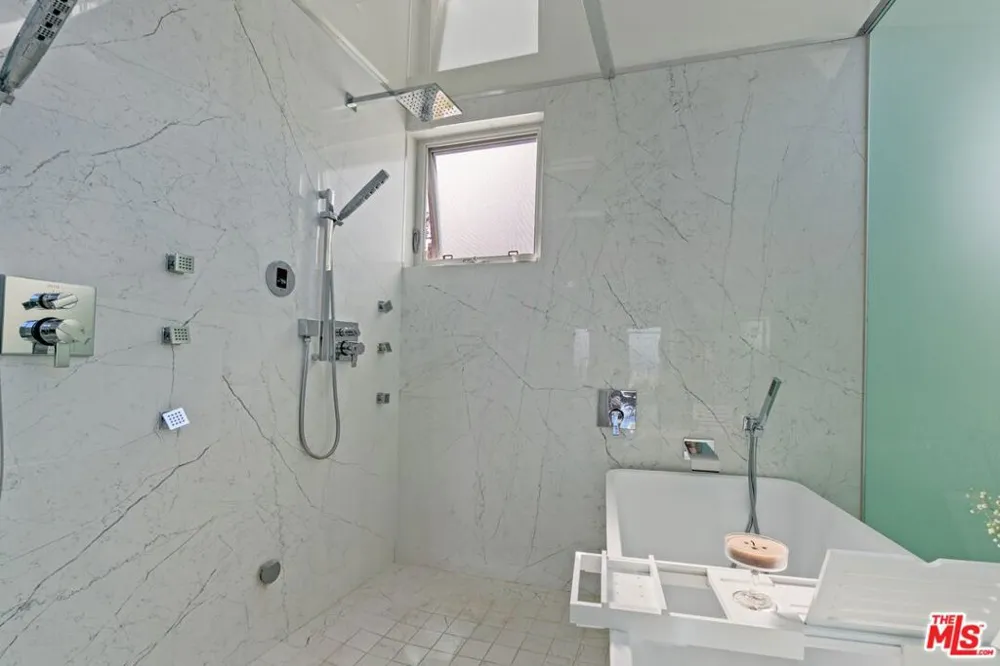28405 Via Acero Street Malibu, CA 90265