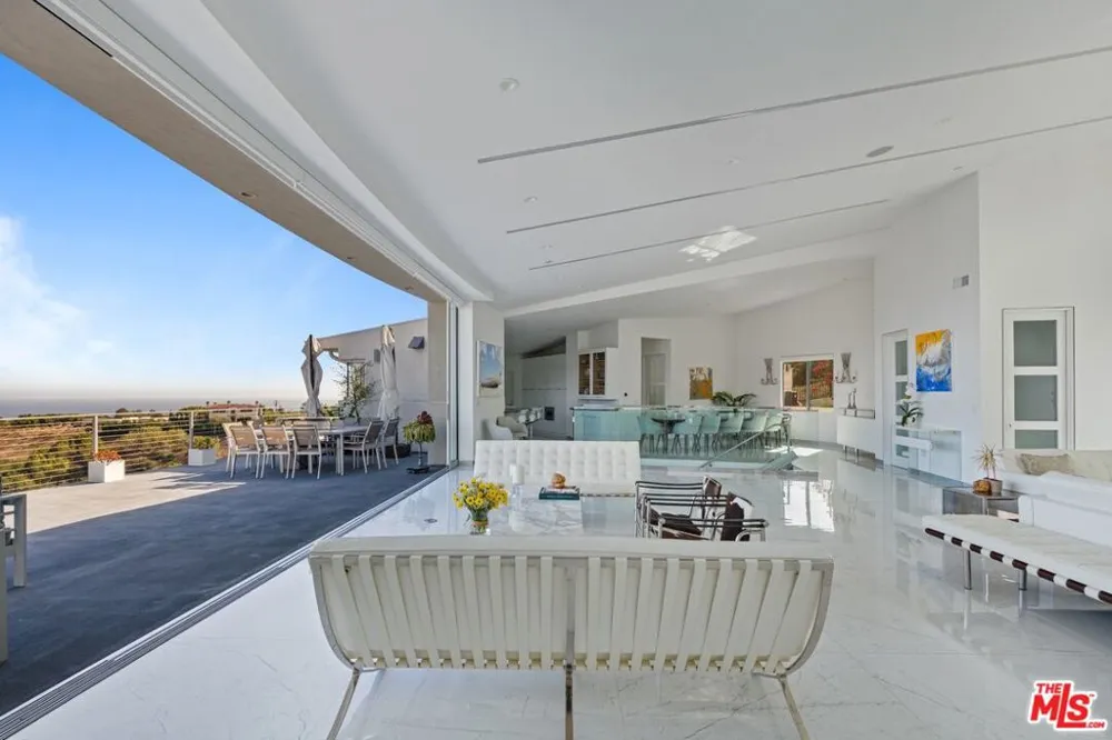 28405 Via Acero Street Malibu, CA 90265