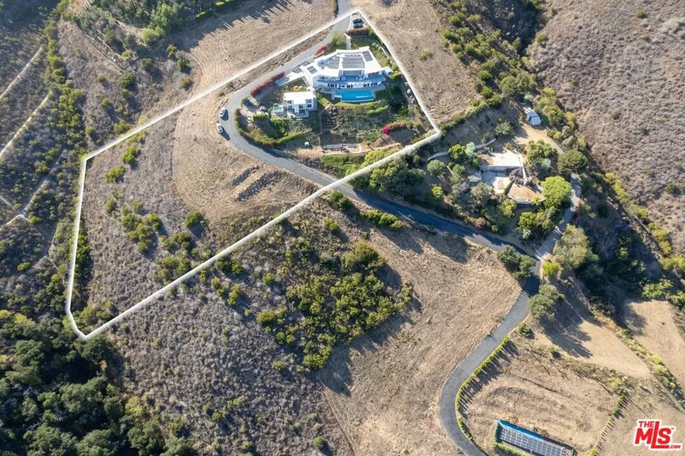 28405 Via Acero Street Malibu, CA 90265