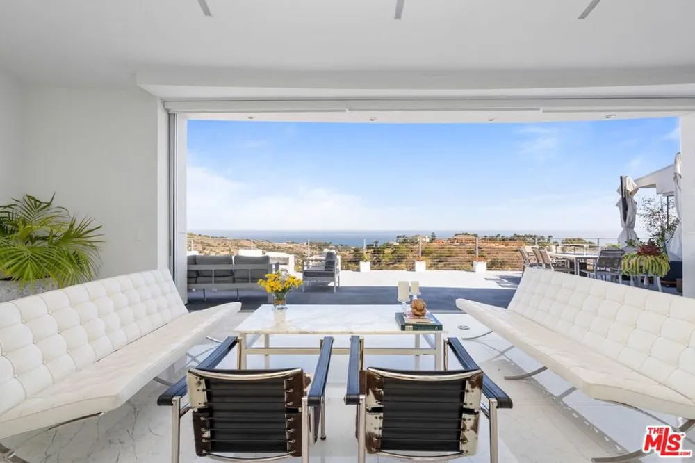 28405 Via Acero Street Malibu, CA 90265