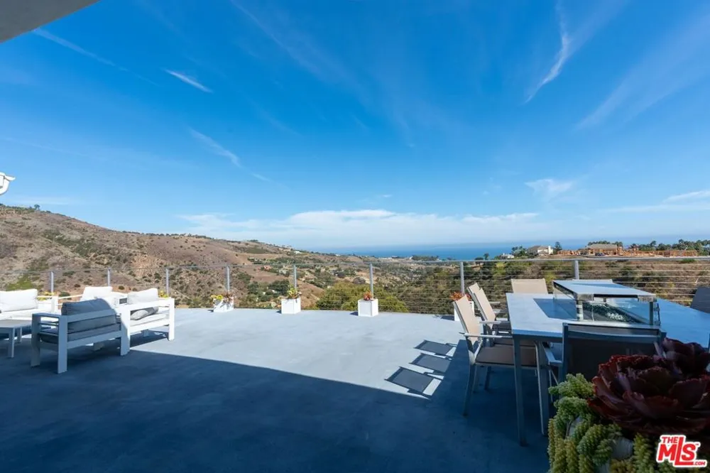 28405 Via Acero Street Malibu, CA 90265